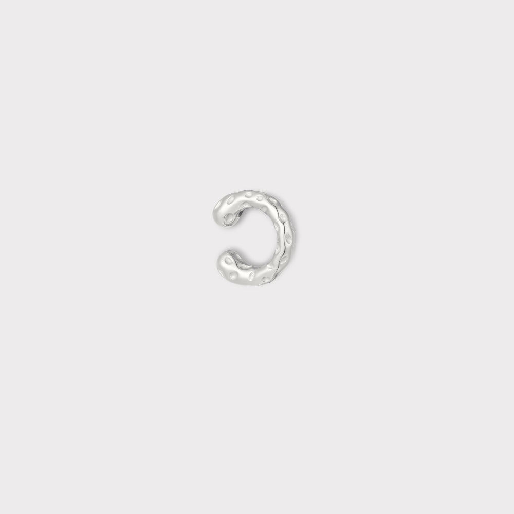 Thea Earcuff