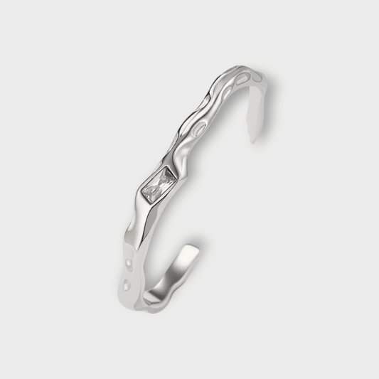 Twist Bangle Armbånd - Guldbelagt, Zirconia, Vandfast & Justerbar