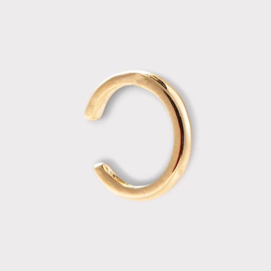 Mila Earcuff