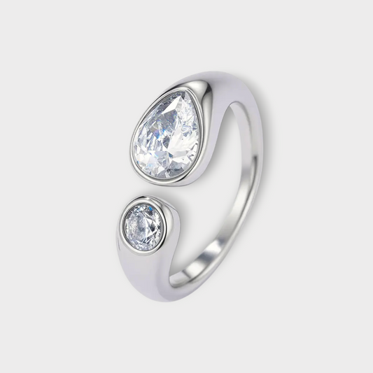 Aria Teardrop Zirconia Ring - Guldbelagt, Vandfast & Justerbar
