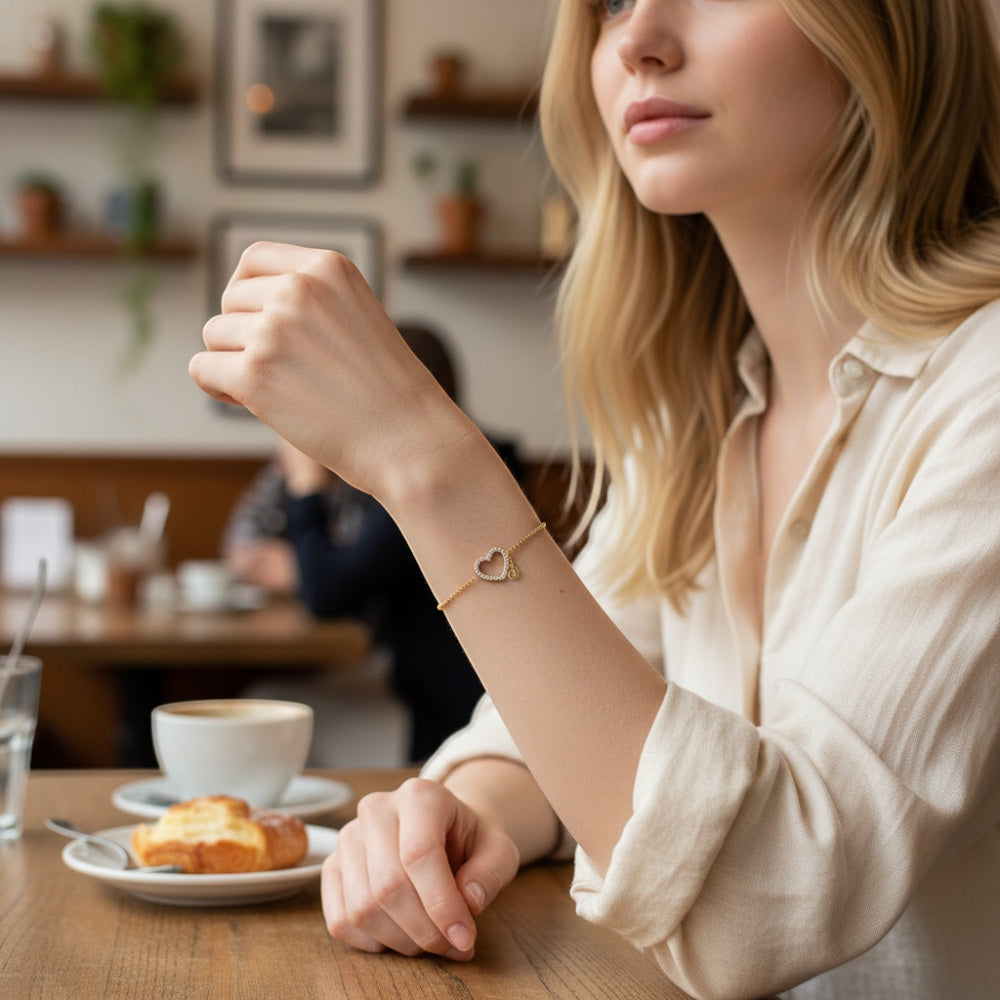 Hjerteglimt Armbånd-Guldbelagt, Zirkonias sten & Vandfast