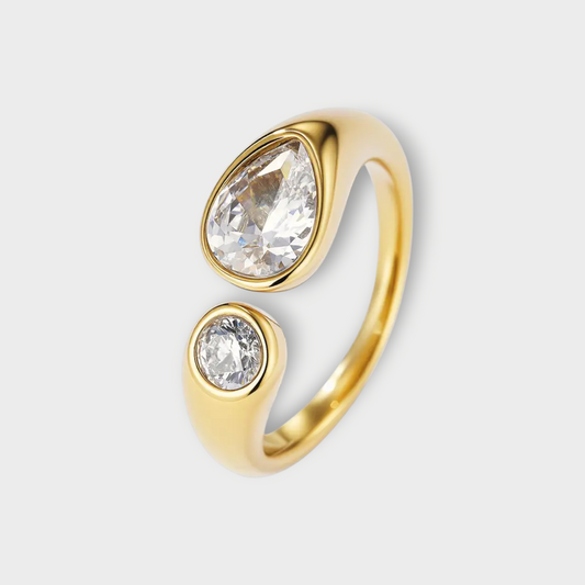 Aria Teardrop Zirconia Ring - Guldbelagt, Vandfast & Justerbar