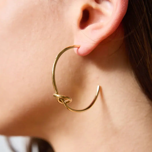 Simple Knot Hoops Øreringe - Guldbelagt & Vandfast