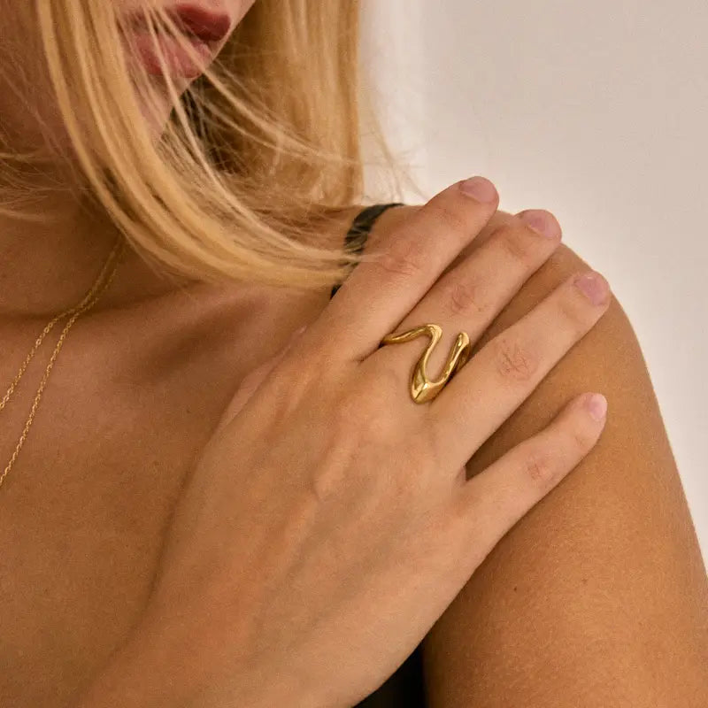 Modern Curve Ring - Guldbelagt, Vandfast & Justerbar