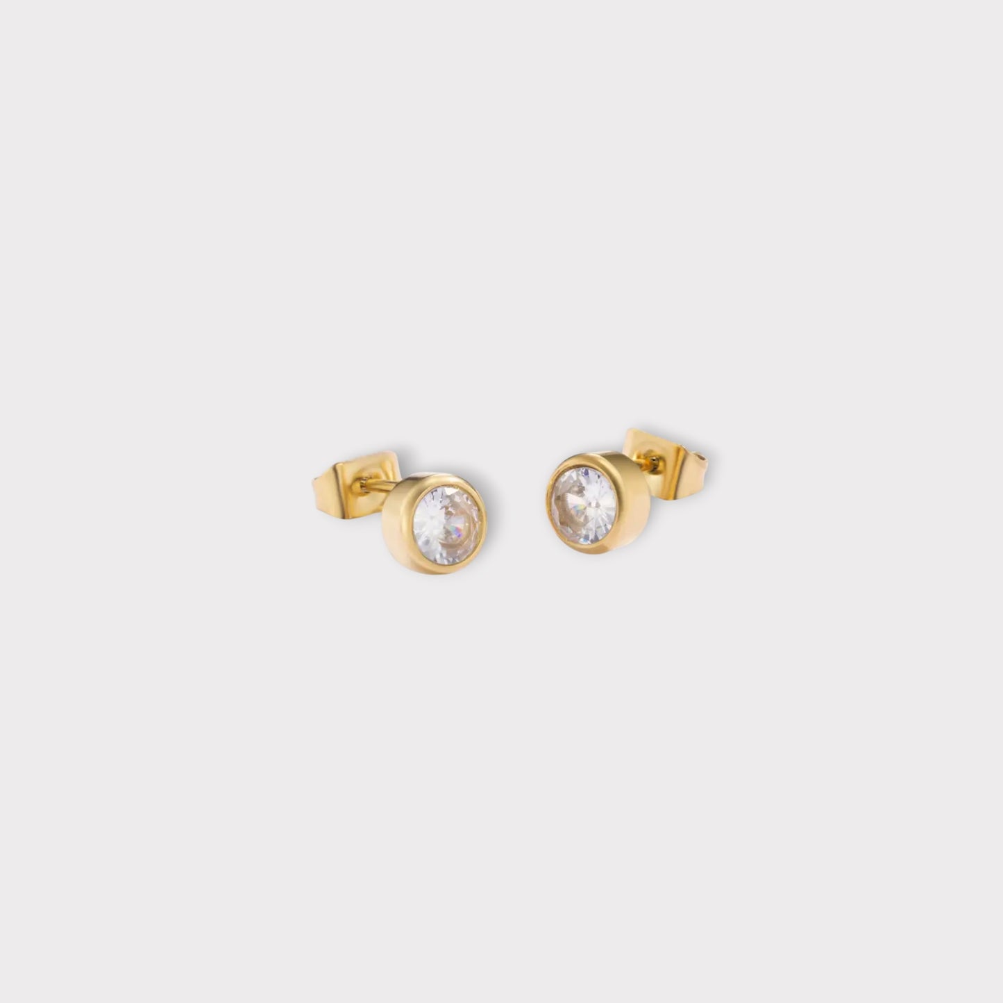 Harper Bezel Studs Ørestikker m. 5mm. zirconia sten - Guldbelagt